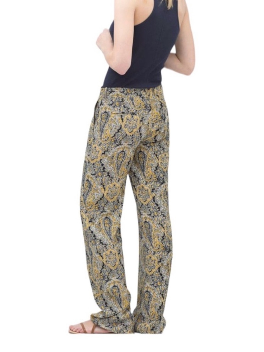 Zara printed pants trousers Size medium